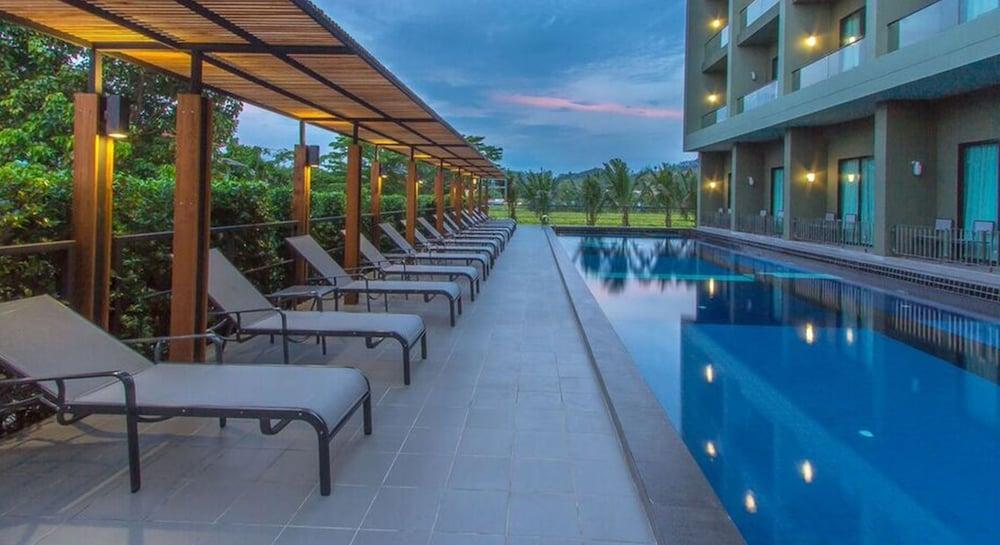 Sugar Marina Hotel -Aviator- Phuket Airport - Sha Extra Plus Nai Yang Exterior foto